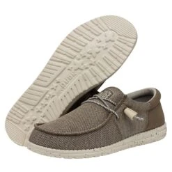 Wally Tri - Beige 8 Wally Tri - Beige -Shoe Trend Shop 40037 205 WALLYTRI BEIGE PAIRBOTTOM