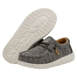 Wally Youth Stretch - Taupe 8 Wally Youth Stretch - Taupe -Shoe Trend Shop 40050 214 WALLY YOUTH STRETCH TAUPE LEFT 3