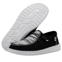 Wendy Boho Blanket - Zion Black -Shoe Trend Shop 40056 0WG WENDY BOHO BLANKET ZION BLACK LEFT 3