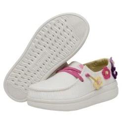 Wendy Youth Rise - Crochet Flower -Shoe Trend Shop 40107 1JL WENDYYOUTHRISE CROCHETFLOWER PAIRBOTTOM
