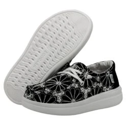 Wendy Youth Rise Eyelet - Black 8 Wendy Youth Rise Eyelet - Black -Shoe Trend Shop 40108 001 WENDY YOUTH RISE EYELET BLACK LEFT 3