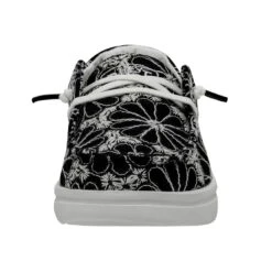 Wendy Youth Rise Eyelet - Black 9 Wendy Youth Rise Eyelet - Black -Shoe Trend Shop 40108 001 WENDY YOUTH RISE EYELET BLACK LEFT 4