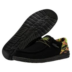 Wally Funk - Neon Black -Shoe Trend Shop 40357 001 WALLYFUNKNEON BLACK PAIRBOTTOM